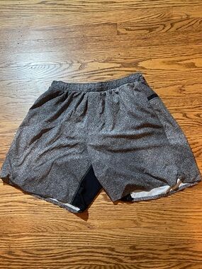 lululemon athletica Men's Heather Gray Athletic Shorts with Black Liner